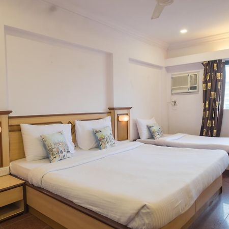 Oyo Flagship 561 Host Inn Mumbai Kültér fotó