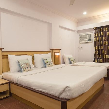 Oyo Flagship 561 Host Inn Mumbai Kültér fotó