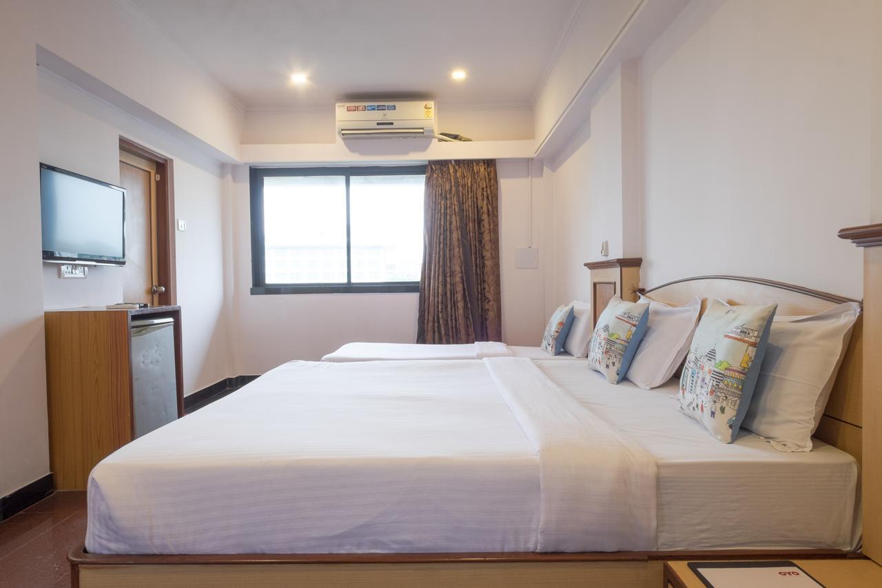 Oyo Flagship 561 Host Inn Mumbai Kültér fotó