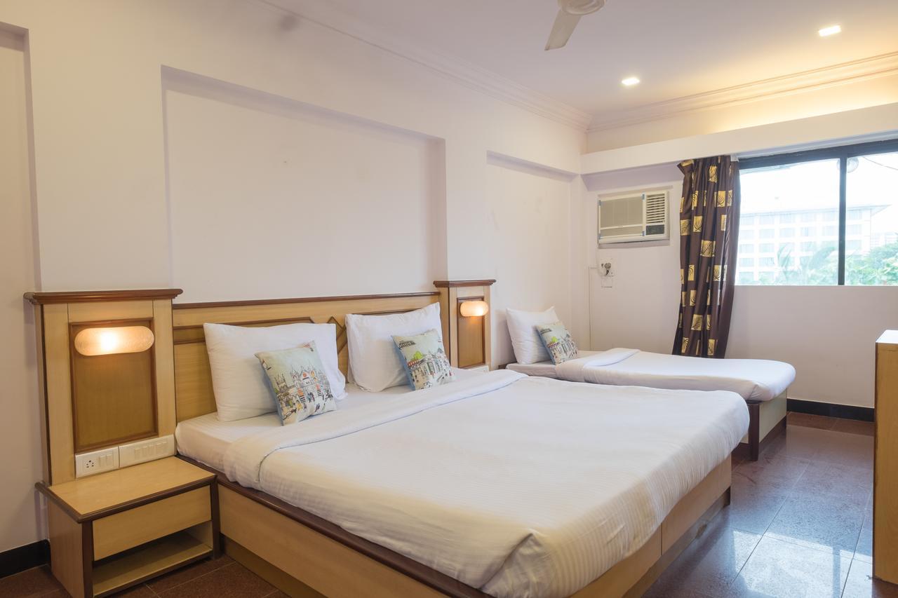 Oyo Flagship 561 Host Inn Mumbai Kültér fotó